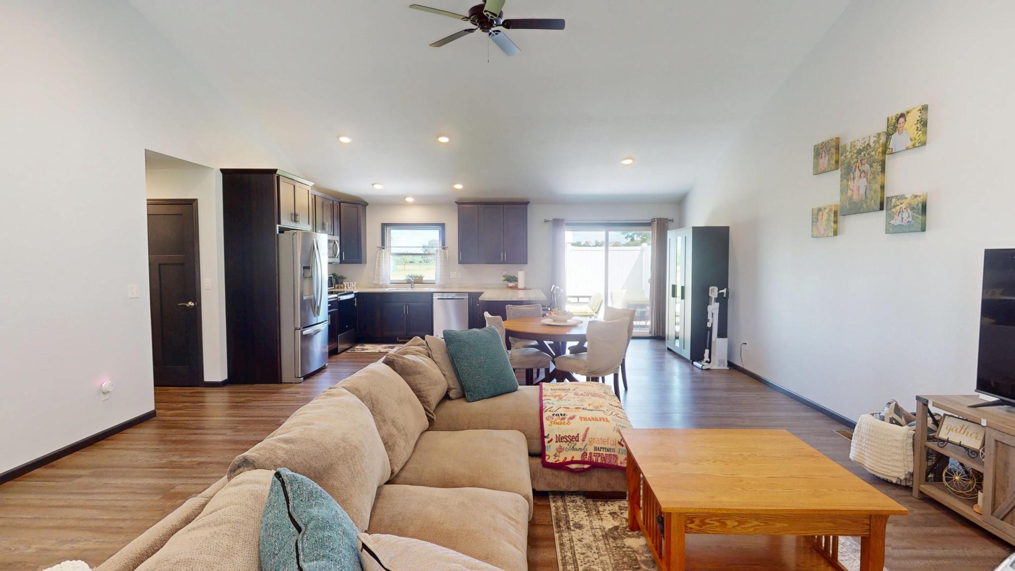 305 1st Avenue Southwest Geneva, MN 56035 - Photo 3 of 43