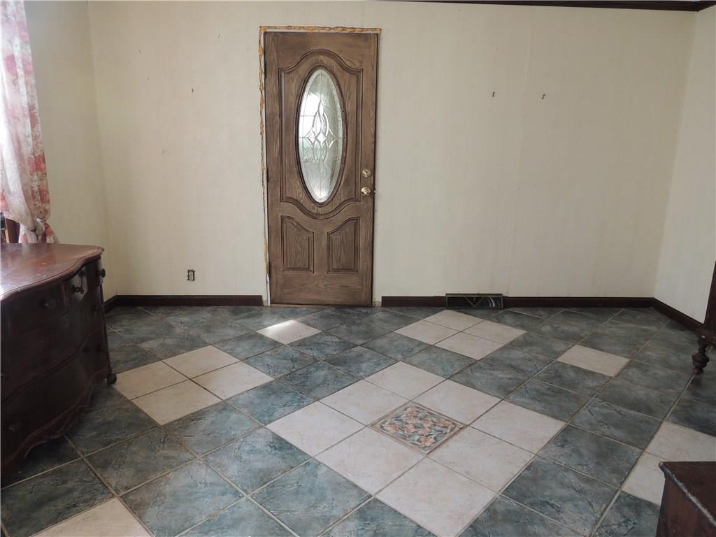 293 Gemmell Road Clune, PA 15727 - Photo 8 of 16