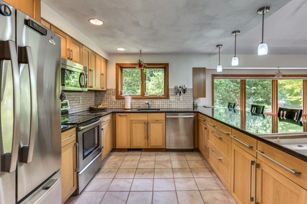 180 East Emerson Road Lexington, MA 02420 - Photo 15 of 27