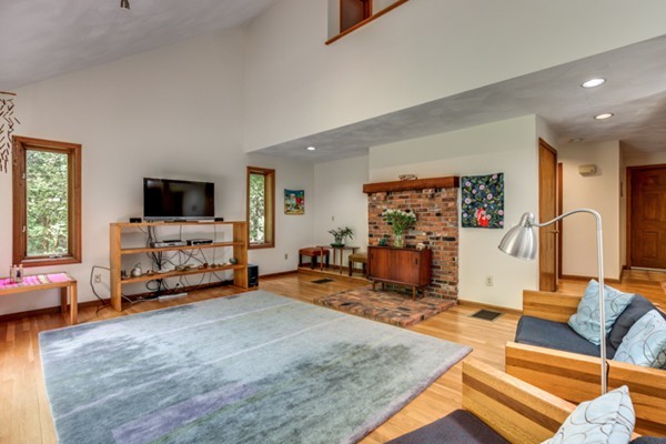 180 East Emerson Road Lexington, MA 02420 - Photo 10 of 27