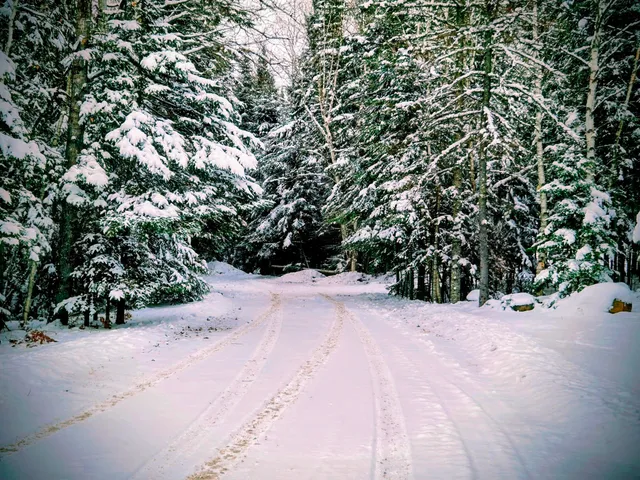 $385,000 | 5 Pine Lane, Dallas Plt, ME 04970