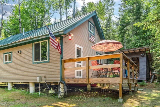 $399,000 | 5 Pine Lane, Dallas Plt, ME 04970