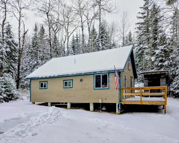 $385,000 | 5 Pine Lane, Dallas Plt, ME 04970