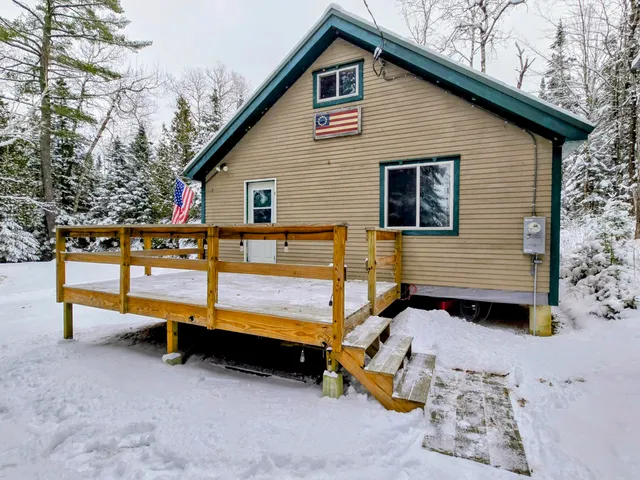 $385,000 | 5 Pine Lane, Dallas Plt, ME 04970
