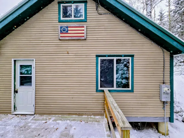 $385,000 | 5 Pine Lane, Dallas Plt, ME 04970