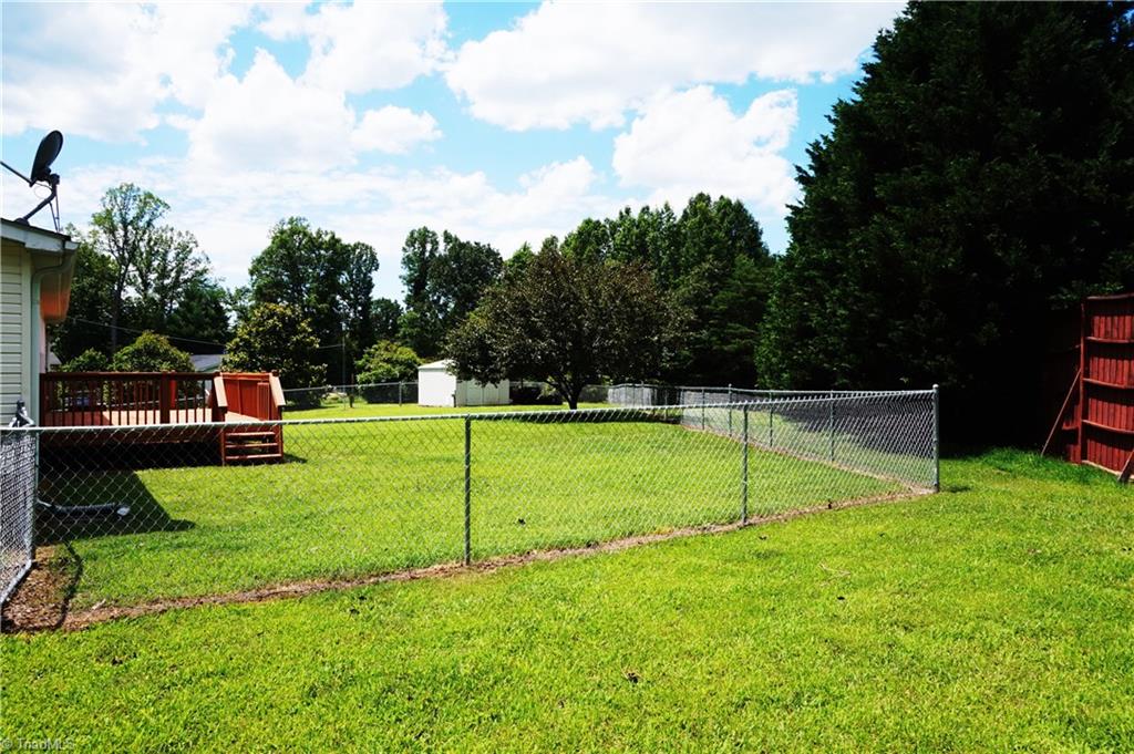1821 Spainhour Mill Road Pinnacle, NC 27043 - Photo 11 of 14 Gallery Image 11