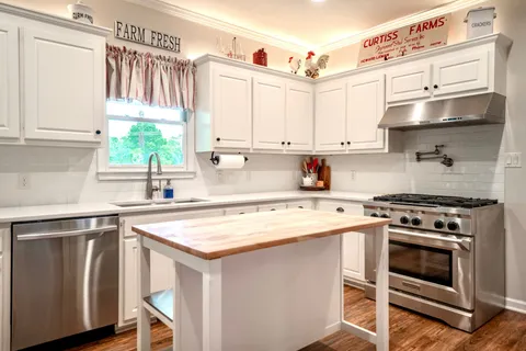$839,900 | 4038 Foxfield Drive, Columbia, TN 38401