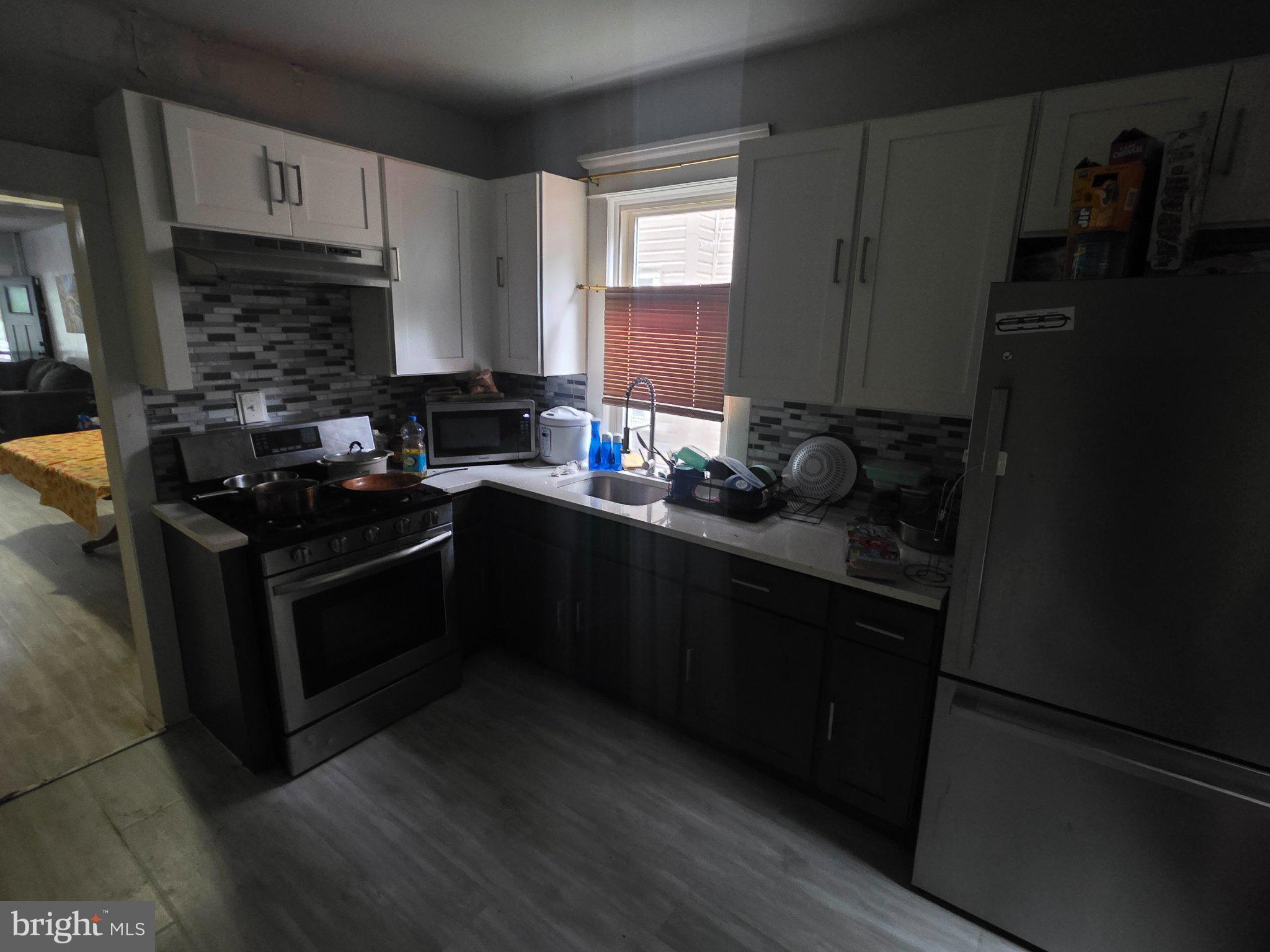 488 Riverside Avenue Trenton, NJ 08618 - Photo 3 of 5 Gallery Image 3