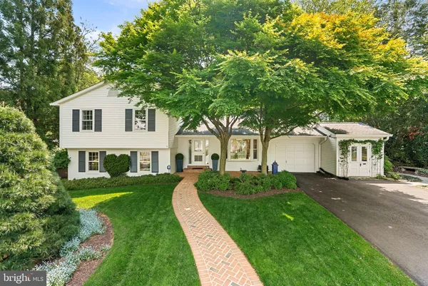 $1,199,000 | 8527 Pappas Way, Annandale, VA 22003