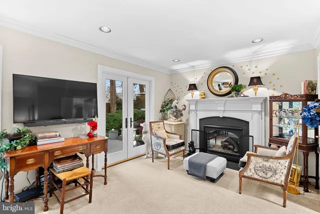 $1,300,000 | 8527 Pappas Way, Annandale, VA 22003