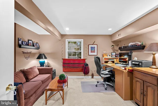 $1,300,000 | 8527 Pappas Way, Annandale, VA 22003