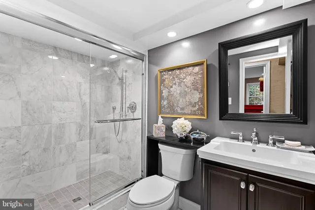 $1,300,000 | 8527 Pappas Way, Annandale, VA 22003