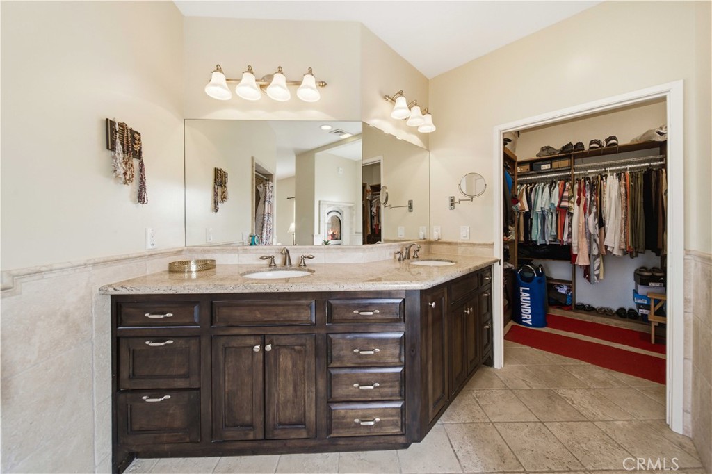 13675 Davenport Road Agua Dulce, CA 91390 - Photo 15 of 51 Primary bathroom/ double sinks