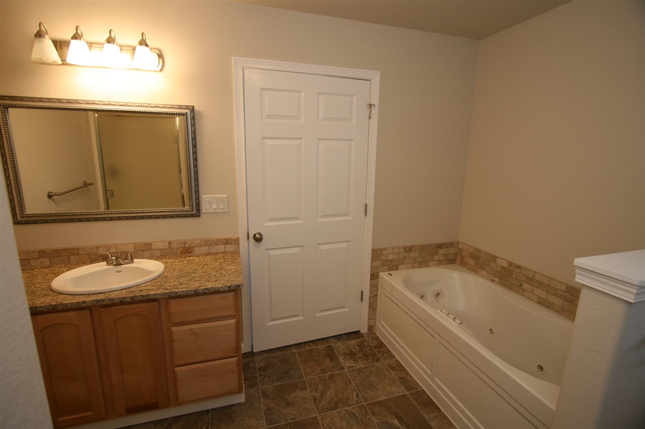 7822 North Starr Road Newman Lake, WA 99025 - Photo 12 of 20 Gallery Image 12
