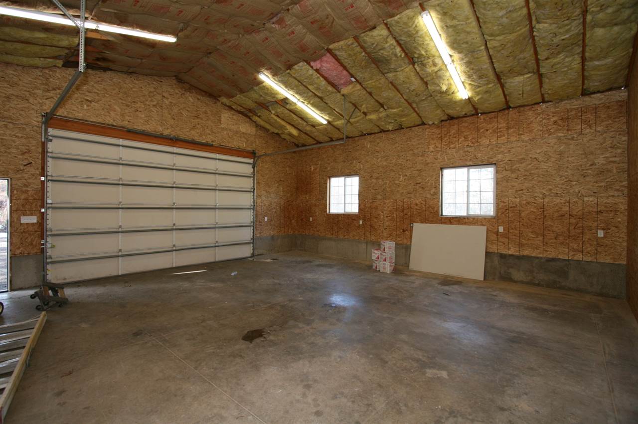 7822 North Starr Road Newman Lake, WA 99025 - Photo 18 of 20 Gallery Image 18