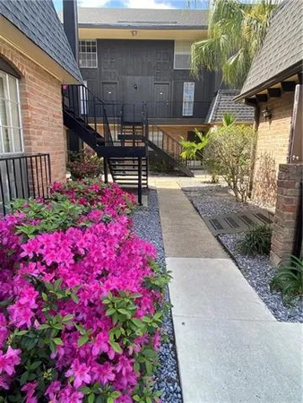 $1,250 | 3400 North Arnoult Road, Unit 210, Metairie, LA 70002