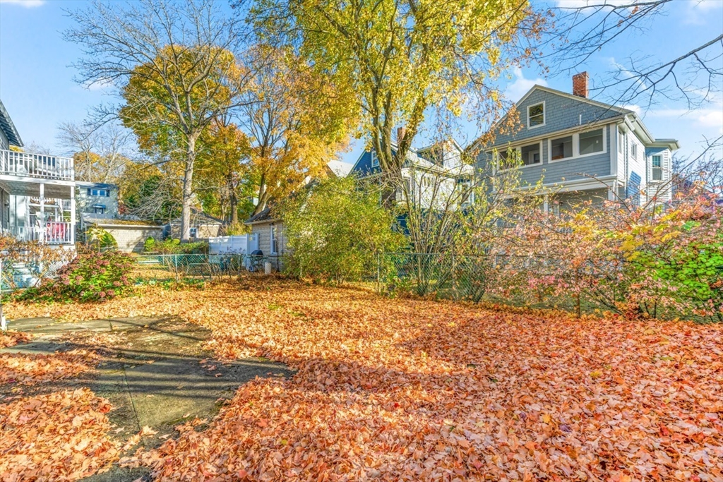 13 Wheelwright Road Medford, MA 02155 - Photo 4 of 29 Gallery Image 4