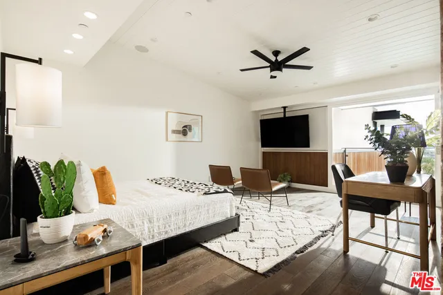 $15,249,000 | 934 1st Street, Manhattan Beach, CA 90266