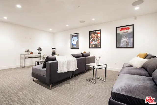 $15,249,000 | 934 1st Street, Manhattan Beach, CA 90266