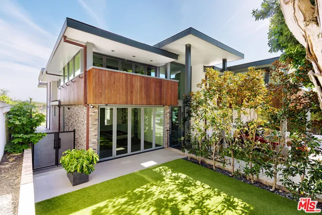 $15,249,000 | 934 1st Street, Manhattan Beach, CA 90266