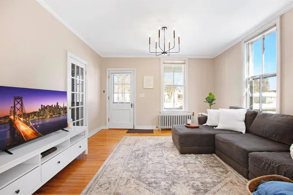 $639,000 | 333 West 2nd Street, Waconia, MN 55387