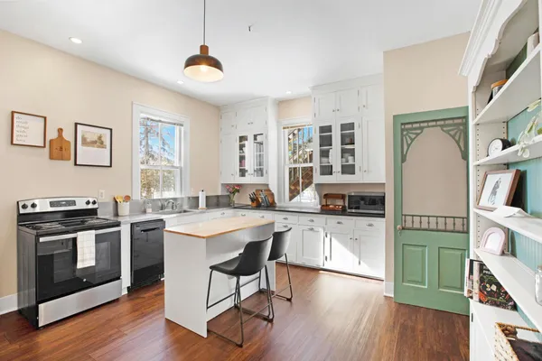 $639,000 | 333 West 2nd Street, Waconia, MN 55387