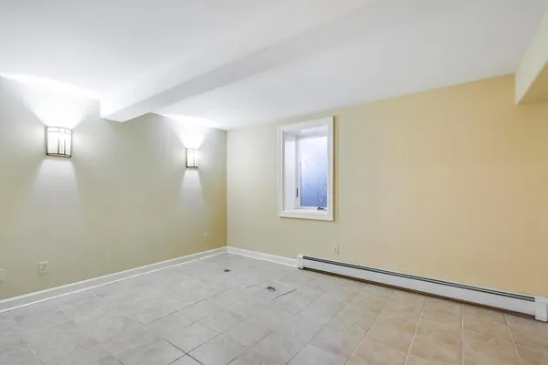 $639,000 | 333 West 2nd Street, Waconia, MN 55387