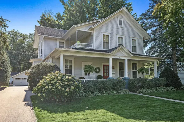 $639,000 | 333 West 2nd Street, Waconia, MN 55387