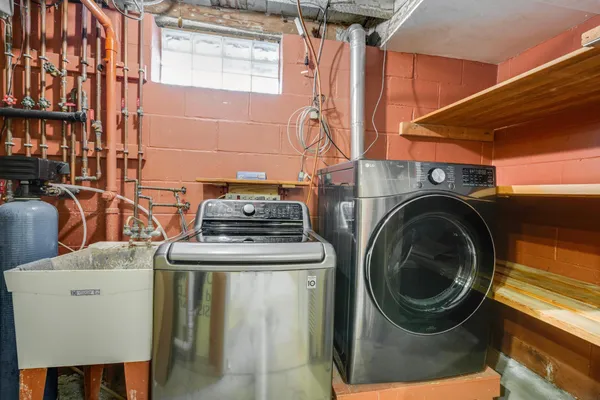 $639,000 | 333 West 2nd Street, Waconia, MN 55387