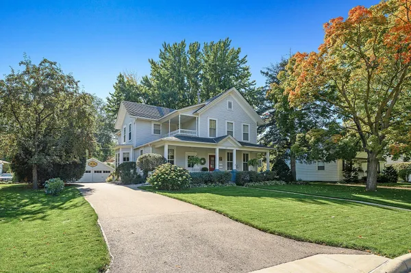 $639,000 | 333 West 2nd Street, Waconia, MN 55387