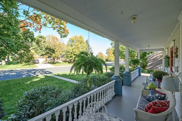 $639,000 | 333 West 2nd Street, Waconia, MN 55387