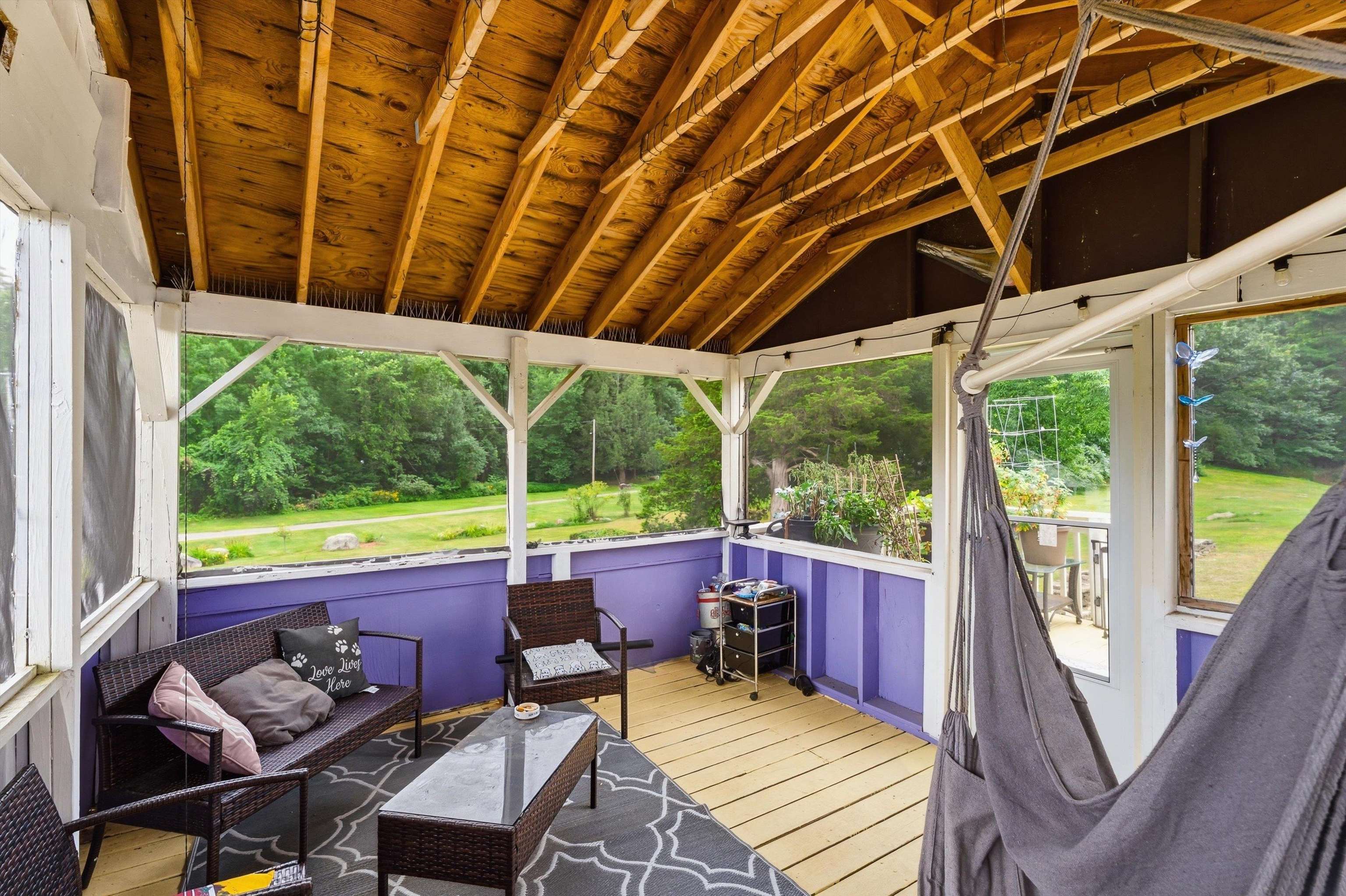 33 Beacon Hill Road Derry, NH 03038 - Photo 6 of 40 Gallery Image 6
