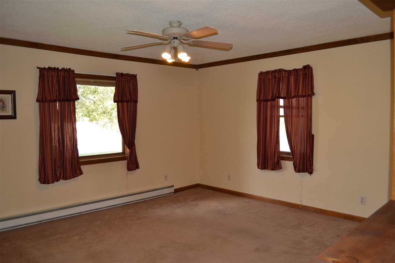 10506 Winchester Road Fort Wayne, IN 46819 - Photo 2 of 23