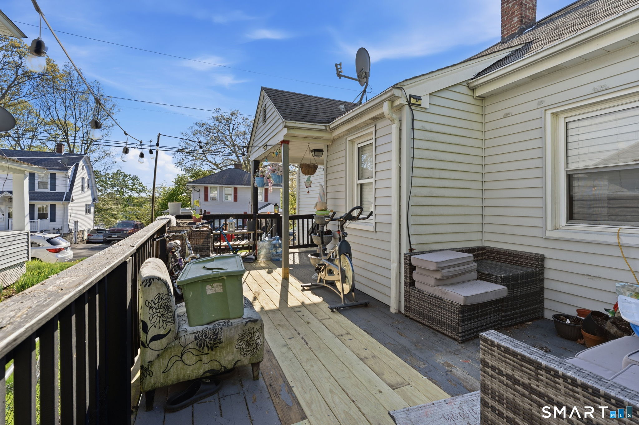 59 Raymond Street New London, CT 06320 - Photo 28 of 31