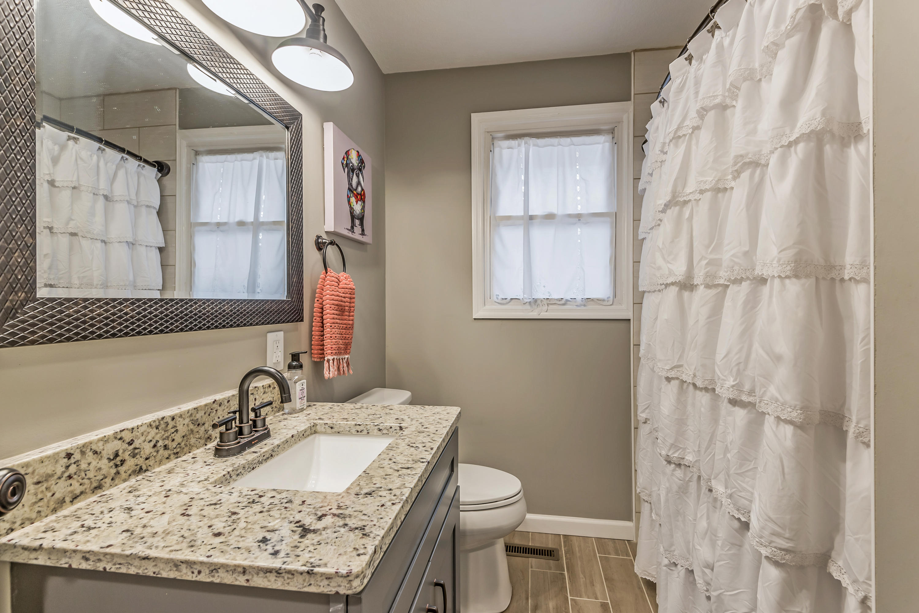 8015 Shady Lane Powell, TN 37849 - Photo 21 of 38 8015shadyln-20