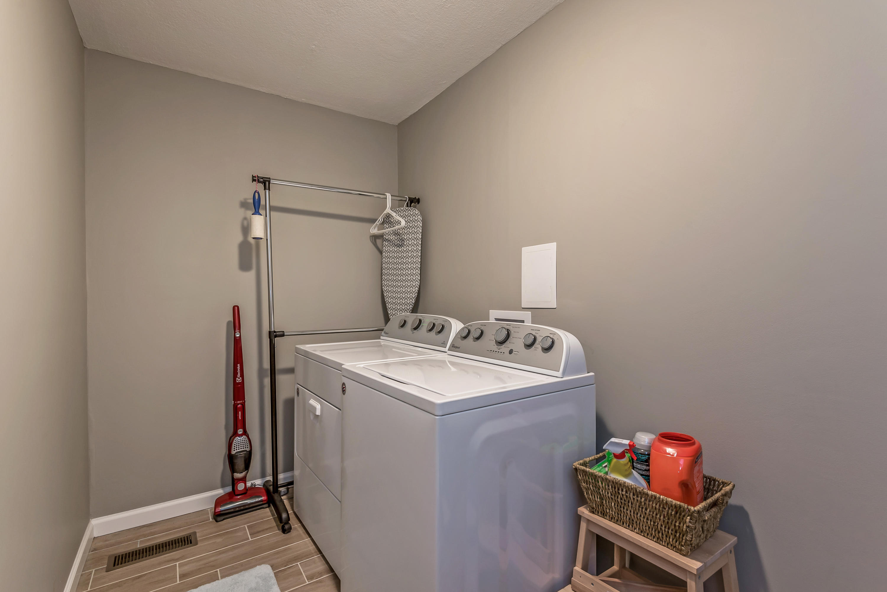 8015 Shady Lane Powell, TN 37849 - Photo 23 of 38 8015shadyln-22