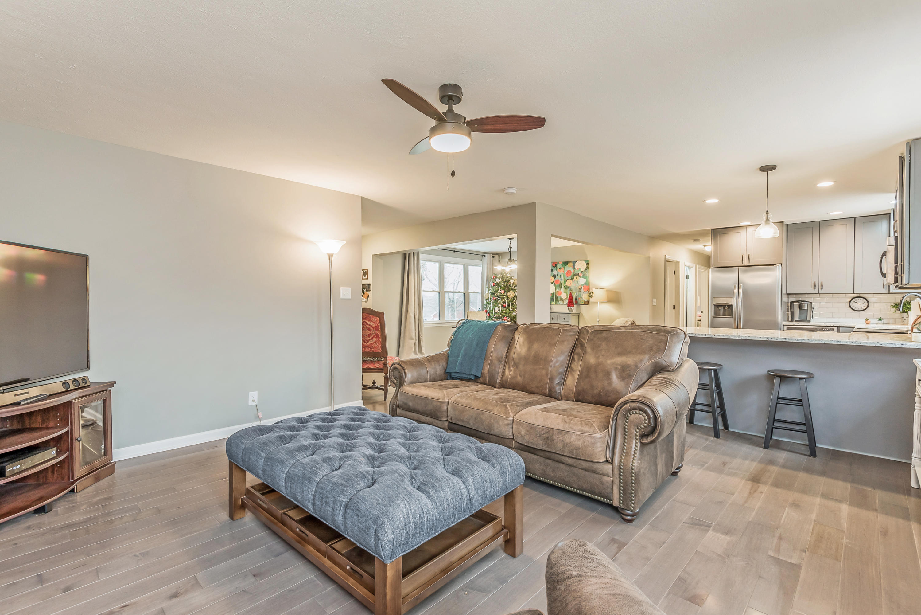 8015 Shady Lane Powell, TN 37849 - Photo 4 of 38 8015shadyln-9