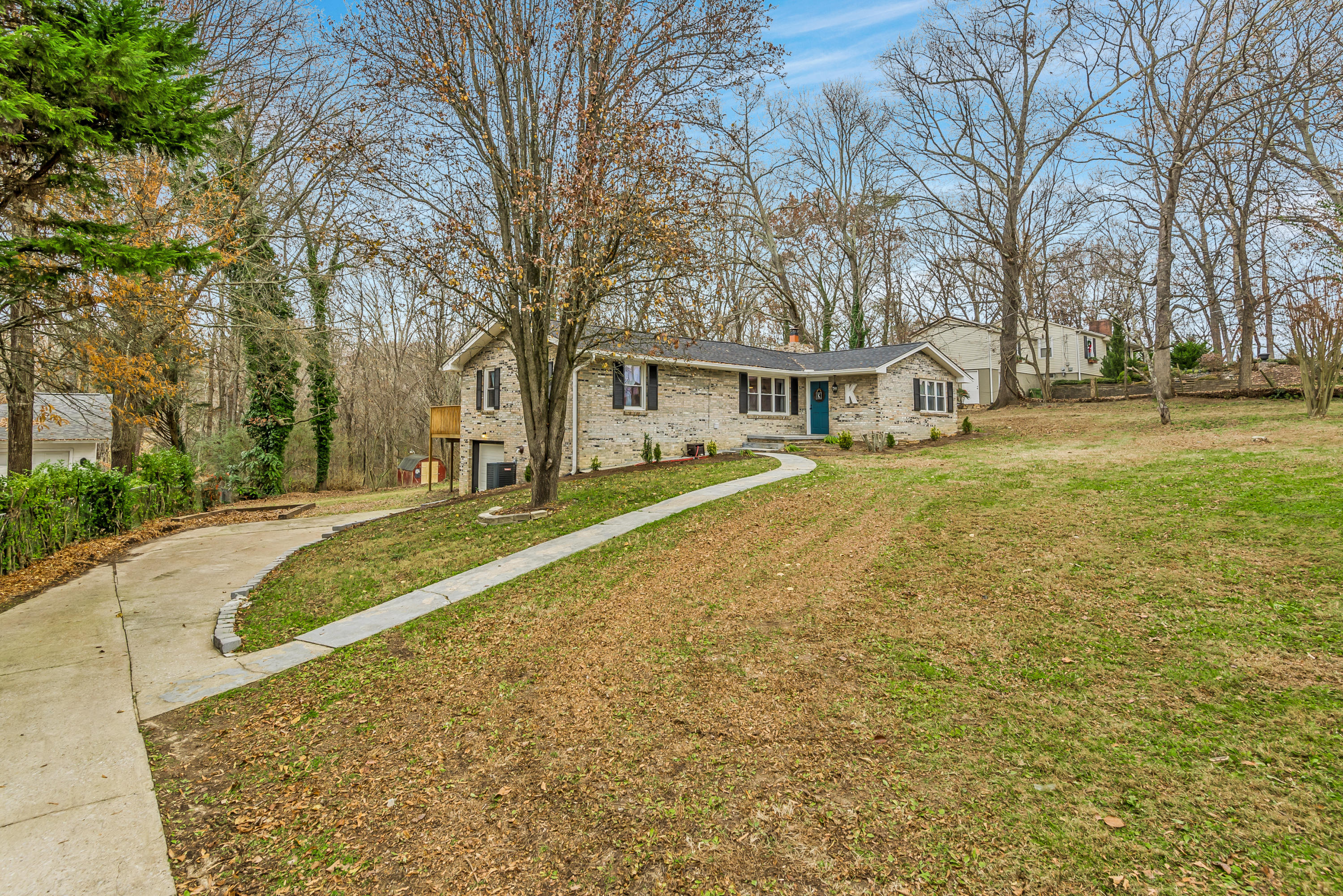 8015 Shady Lane Powell, TN 37849 - Photo 36 of 38 8015shadyln-35