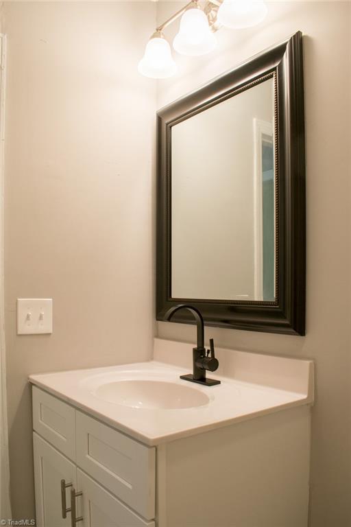 4140 Whitfield Road Winston-Salem, NC 27105 - Photo 12 of 19 Gallery Image 12