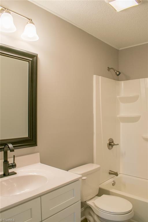 4140 Whitfield Road Winston-Salem, NC 27105 - Photo 13 of 19 Gallery Image 13