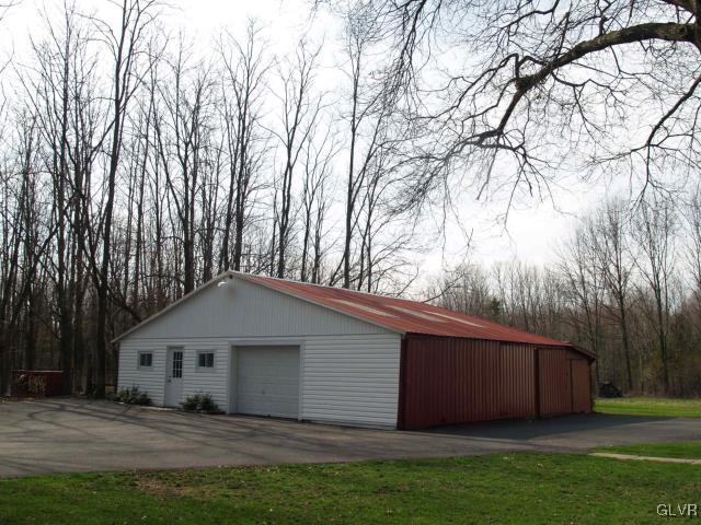 1219 Ridge Road Sellersville, PA 18960 - Photo 4 of 29