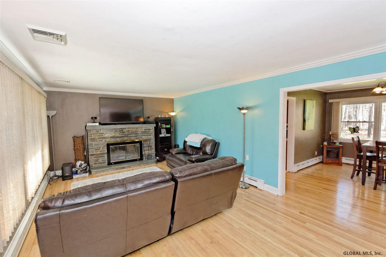 49 Fletcher Road Guilderland, NY 12203 - Photo 5 of 25 Photo 5