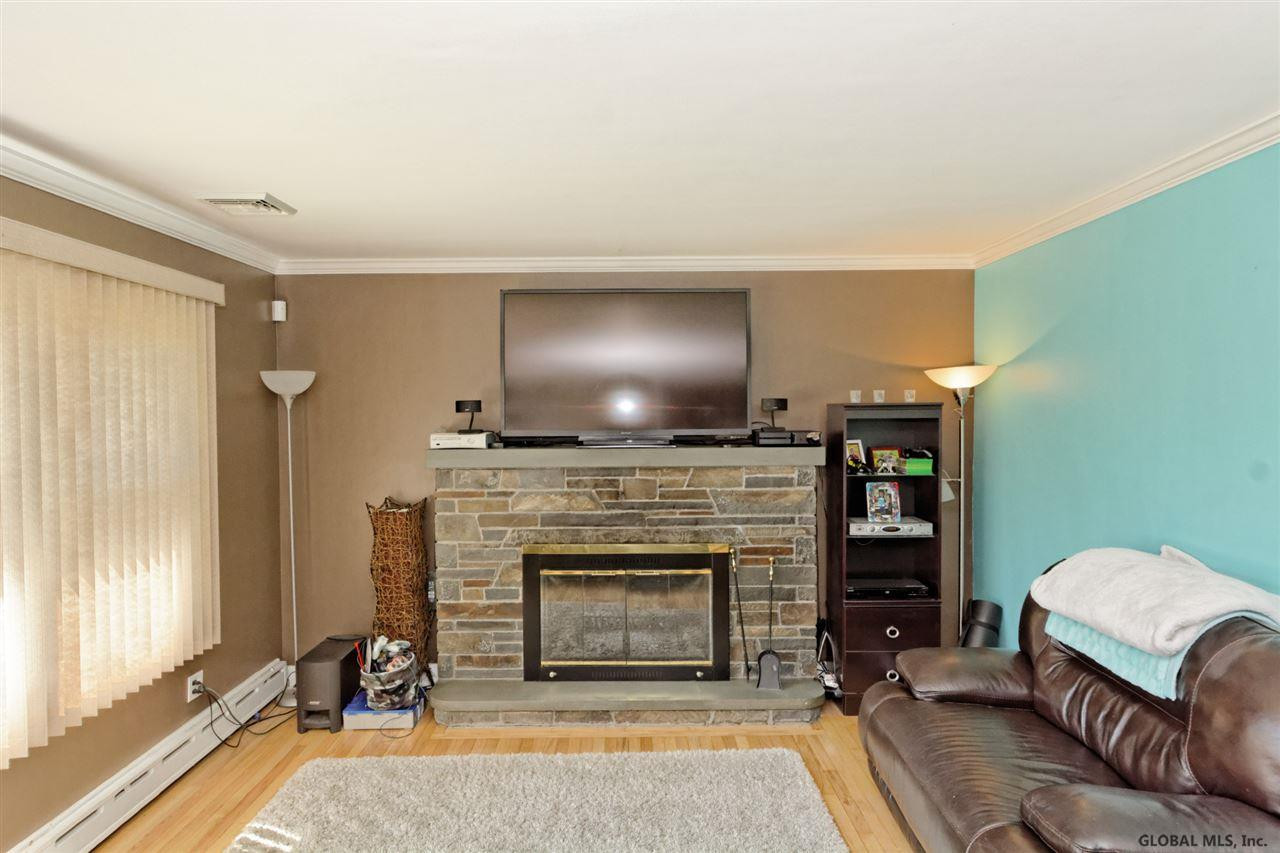 49 Fletcher Road Guilderland, NY 12203 - Photo 6 of 25 Photo 6