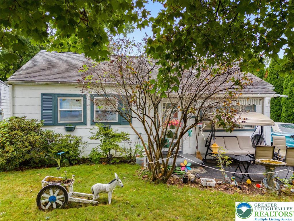 1710 North Boulevard Bethlehem, PA 18017 - Photo 3 of 45