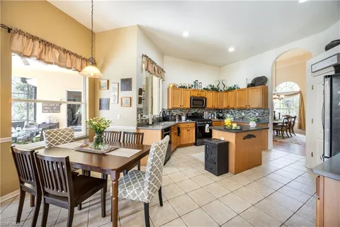 $930,000 | 1860 22nd Avenue Northeast, Naples, FL 34120