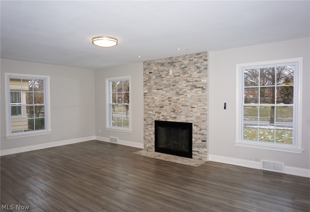 3156 Ludlow Road Cleveland, OH 44120 - Photo 13 of 35