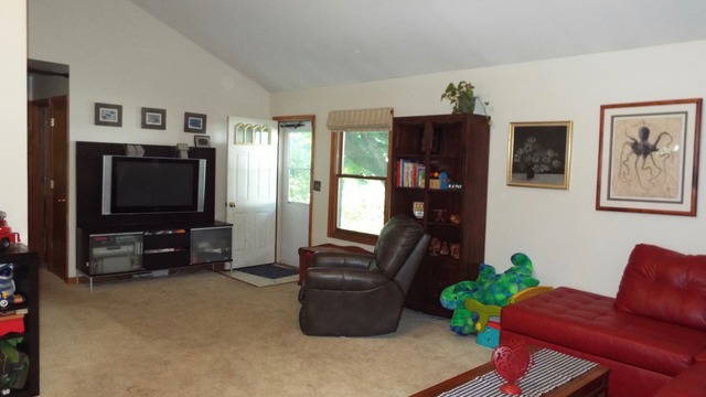 380 Douglas Road Batavia, IL 60510 - Photo 4 of 23