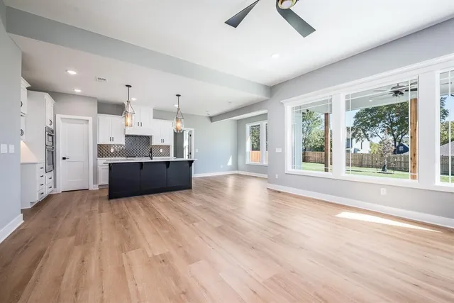 $549,950 | 3413 North 129 Street, Kansas City, KS 66109