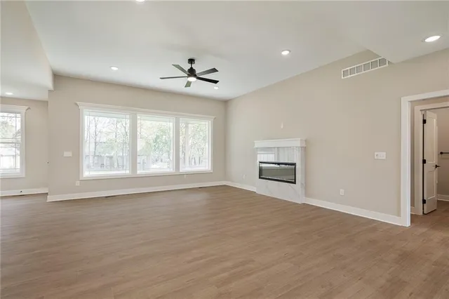 $549,950 | 3413 North 129 Street, Kansas City, KS 66109