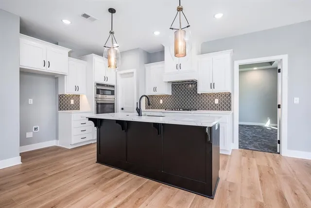 $549,950 | 3413 North 129 Street, Kansas City, KS 66109